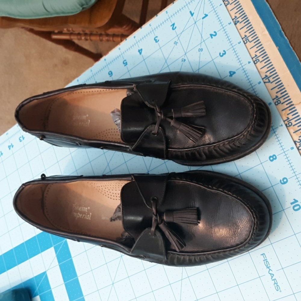 Men's shoes